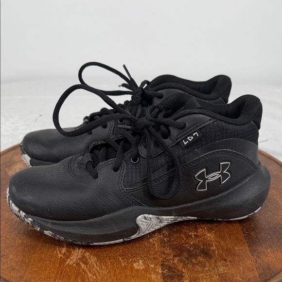 Under Armour Shoes Youth 6 LD7 Black High Top Basketball Athletic Sneakers - Picture 1 of 12
